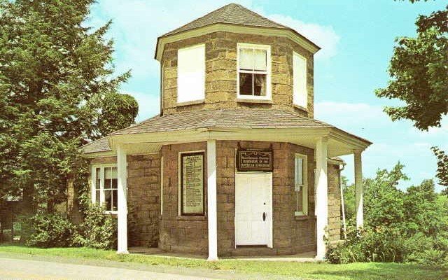 tollgatehouse.jpg